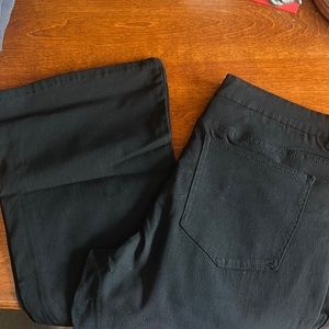 Brand new Hybrid and company jeans. Never worn tags attached. women’s size:1X